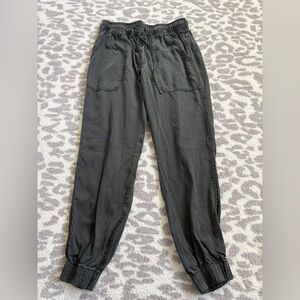 relaxed drawstring joggers